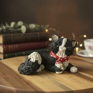 VTG 1995 Kathy Wise Enesco Tuxedo Cat Figurine Heart Bandana & Bell